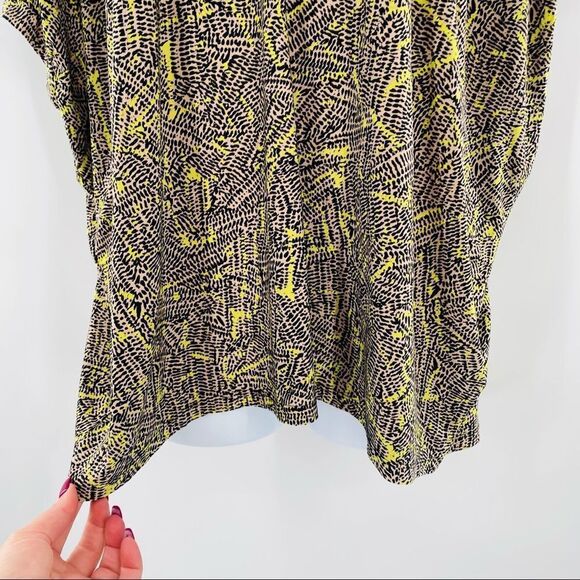 ELOQUII Printed Blouse - Picture 4 of 8